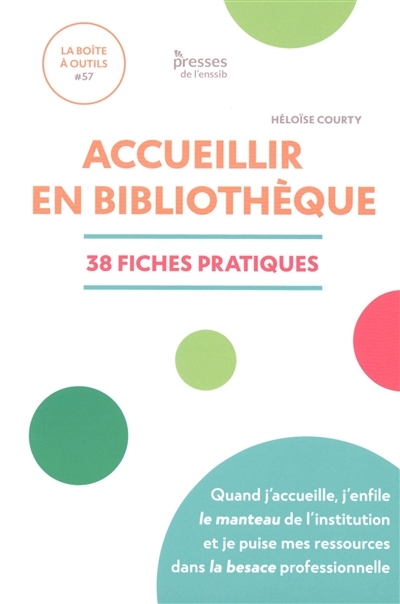 Première de couverture du livre Accueillir en bibliothèque, dirigé par Héloïse Courty.