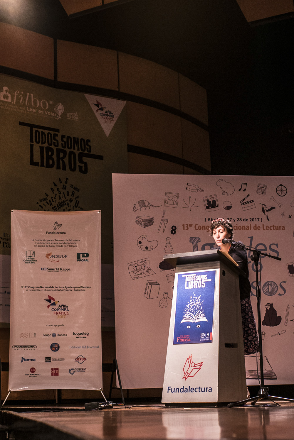 Raphaëlle Bats au congrès de la lecture et de la Foire International du Livre de Bogotà, Colombie