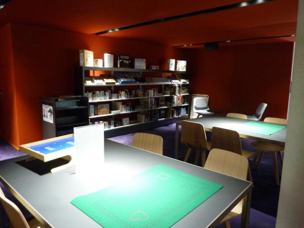 vue intérieure de la salle de jeu de la médiathèque