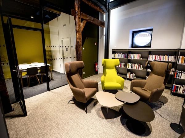Salon lecture