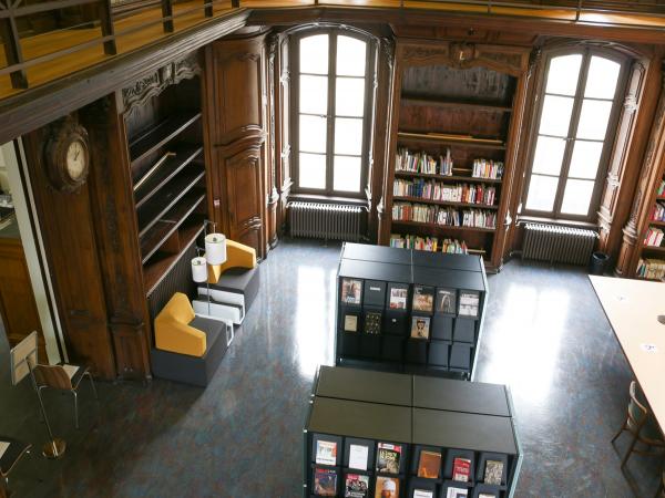 vue de l'espace périodique de la bibliothèque