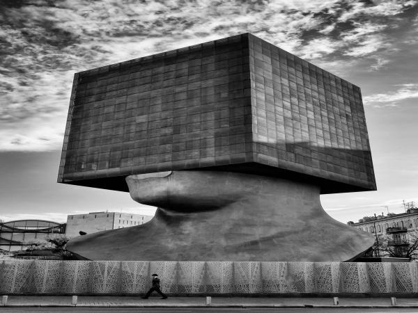 vue extérieure de la sculpture de la bibliothèque