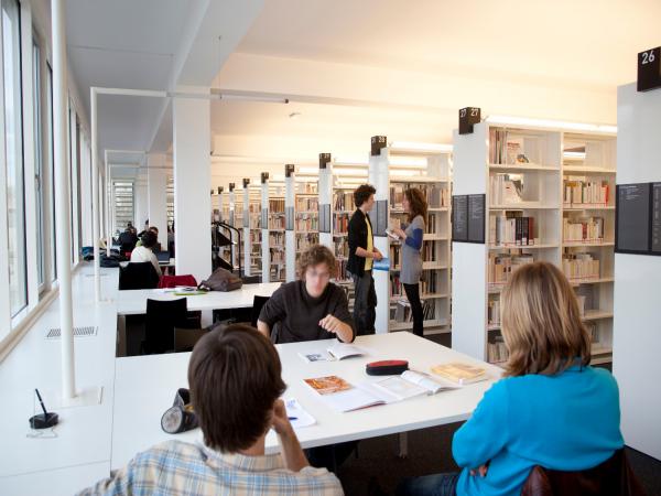 Vue salle de lecture