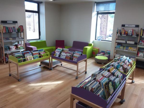 Espace jeunesse